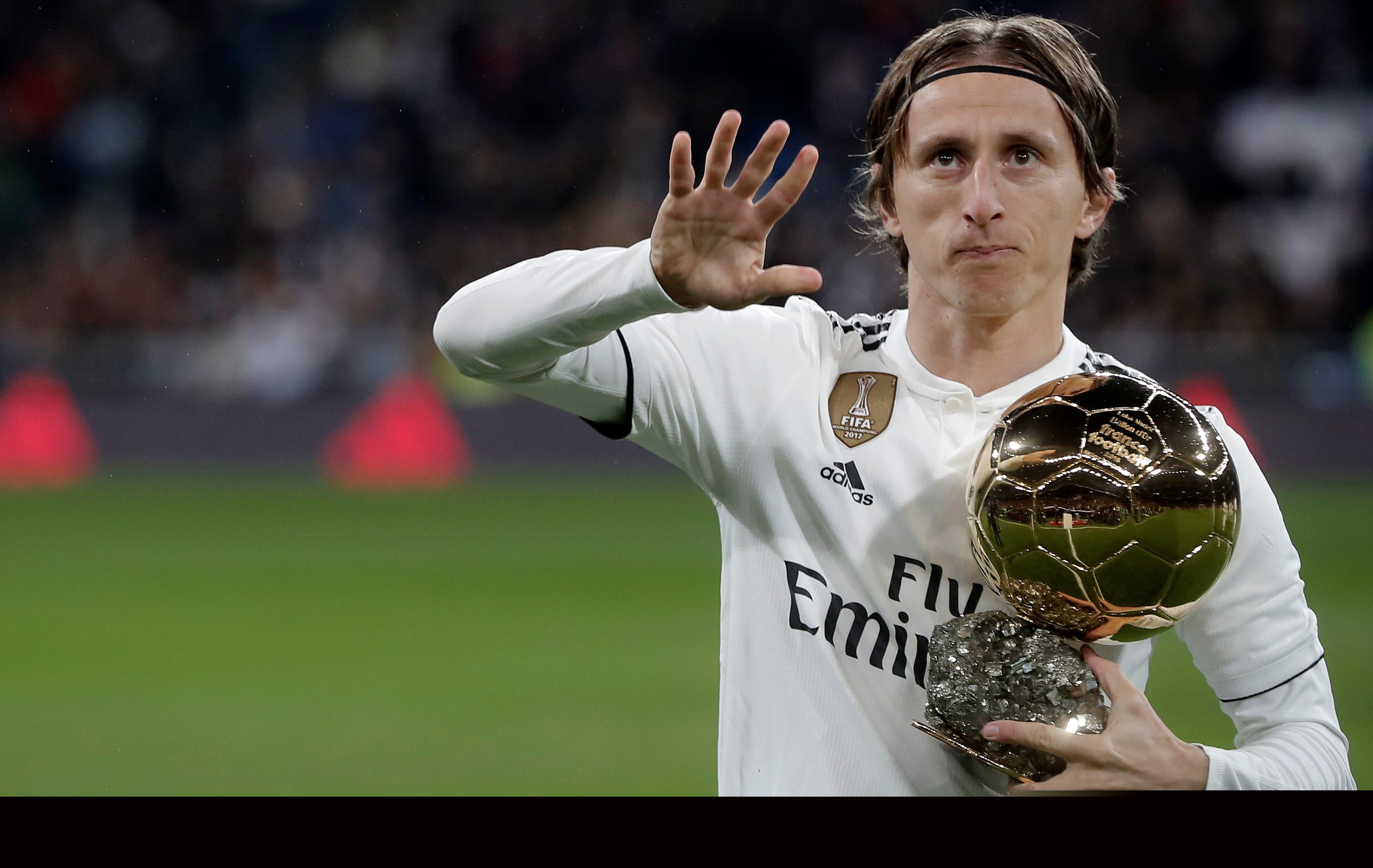 足球报：海牛资金有困难，但追加奖金第一时间就发到球队手中